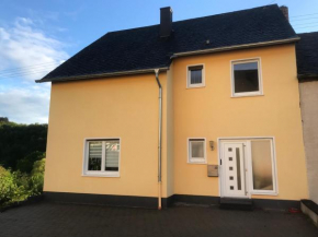 Ferienwohnung in Maring-Noviand, Noviand